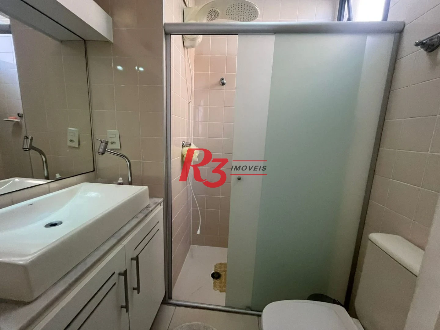 Apartamento com 3 dormitórios à venda, 80 m² por R$ 490.000,00 - Balneário Cidade Atlântica - Guarujá/SP
