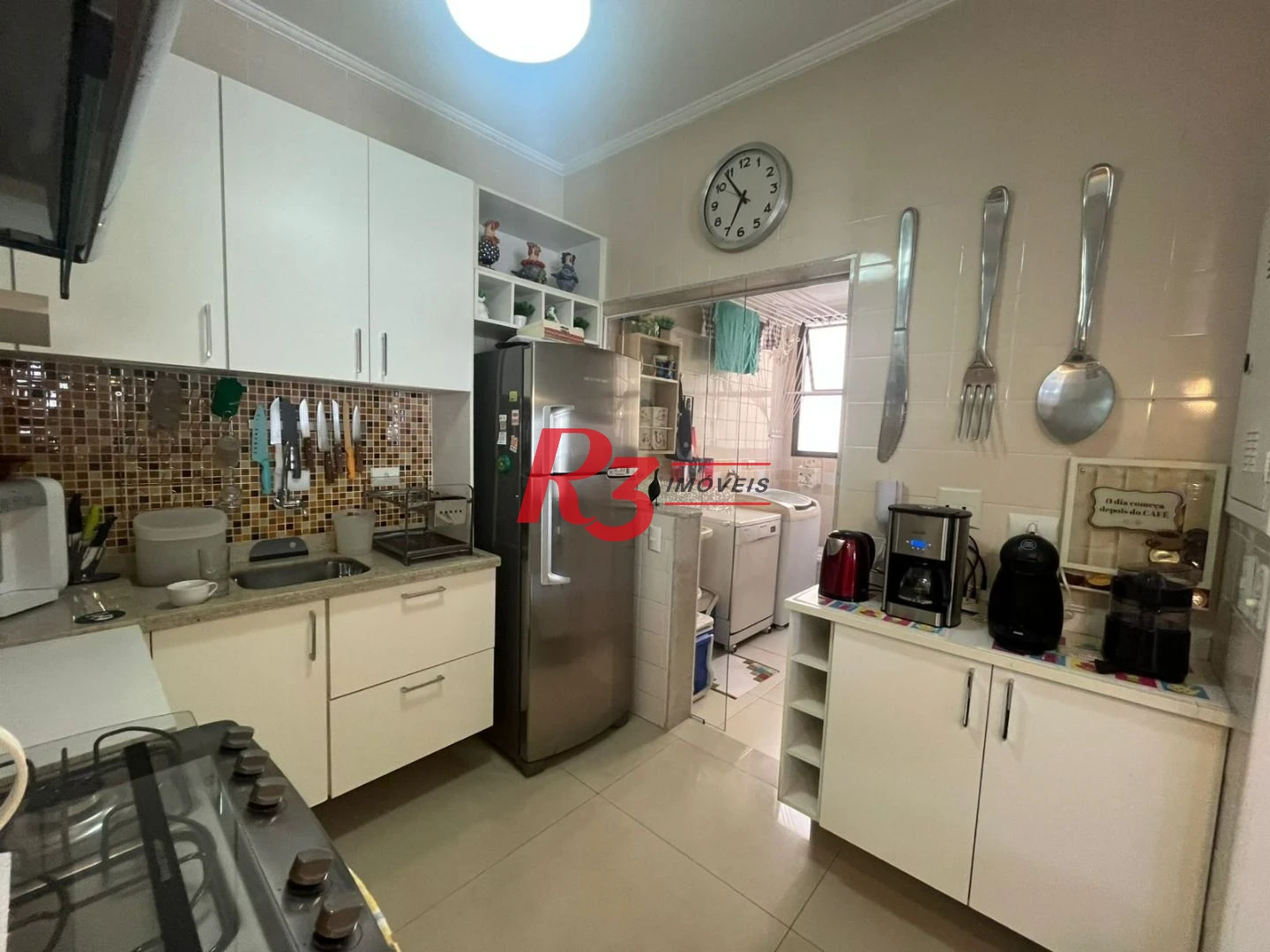 Apartamento com 3 dormitórios à venda, 80 m² por R$ 490.000,00 - Balneário Cidade Atlântica - Guarujá/SP