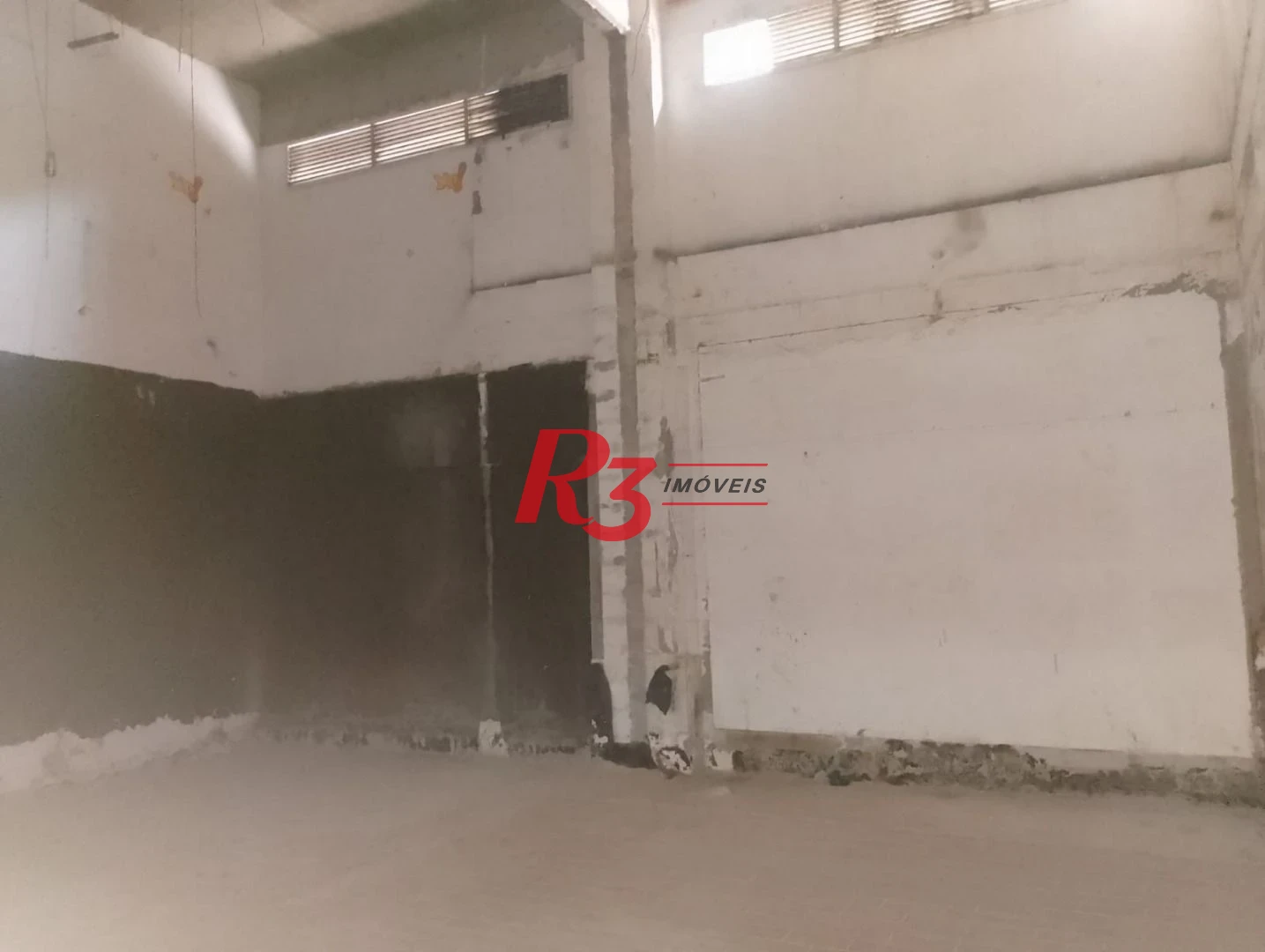 Loja para alugar, 100 m² por R$ 12.000,00/mês - Gonzaga - Santos/SP