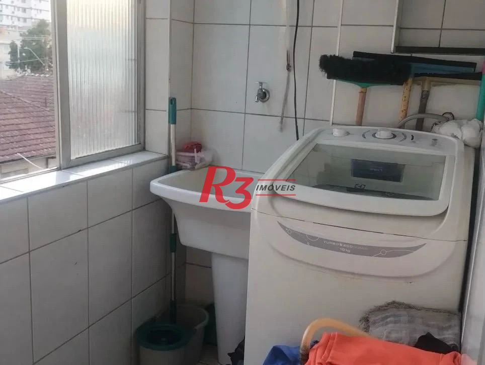 Apartamento com 2 dormitórios à venda, 63 m² por R$ 350.000,00 - Macuco - Santos/SP