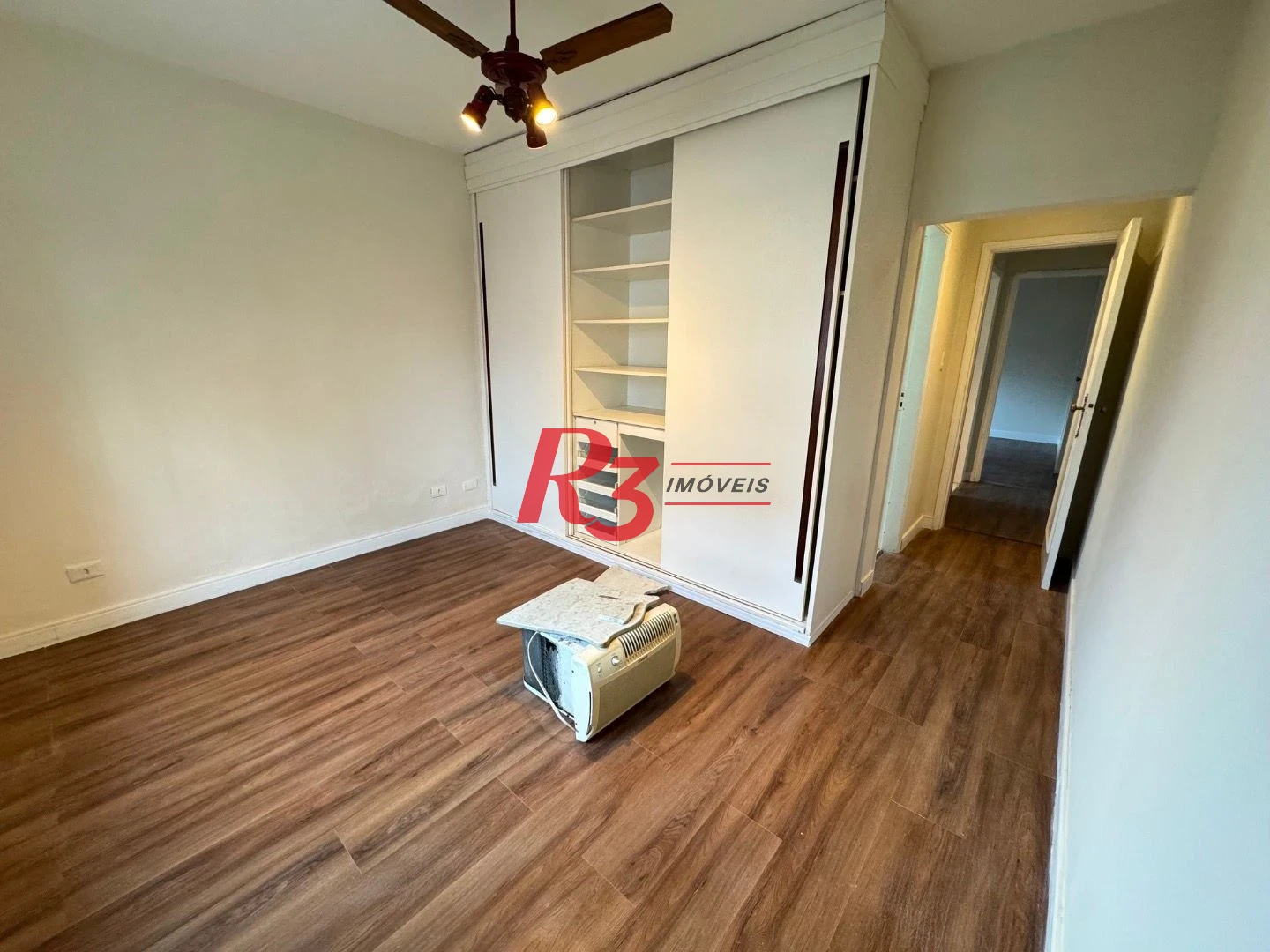 Apartamento com 2 dormitórios à venda, 124 m² por R$ 690.000,00 - Aparecida - Santos/SP