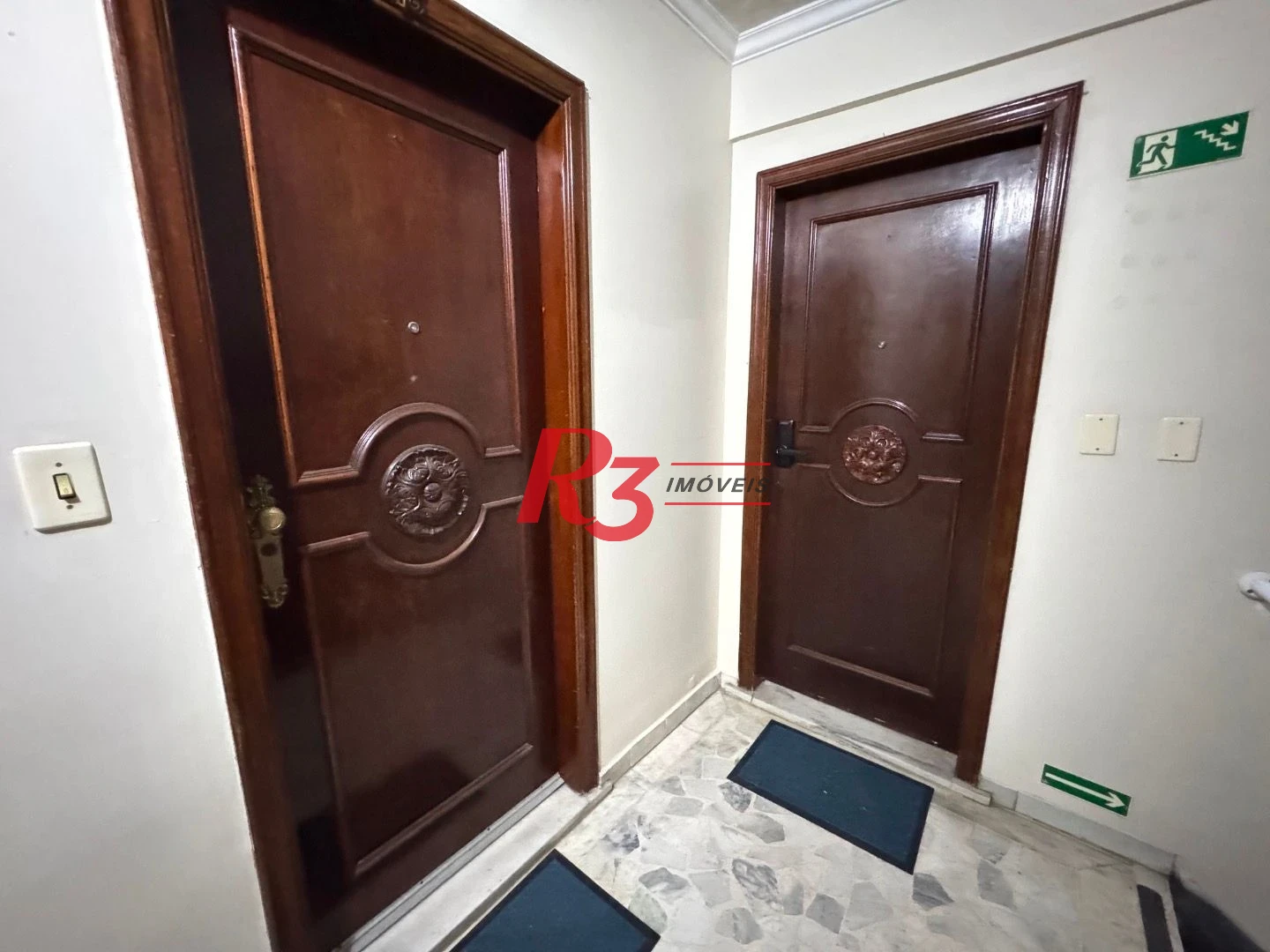 Apartamento com 2 dormitórios à venda, 124 m² por R$ 690.000,00 - Aparecida - Santos/SP