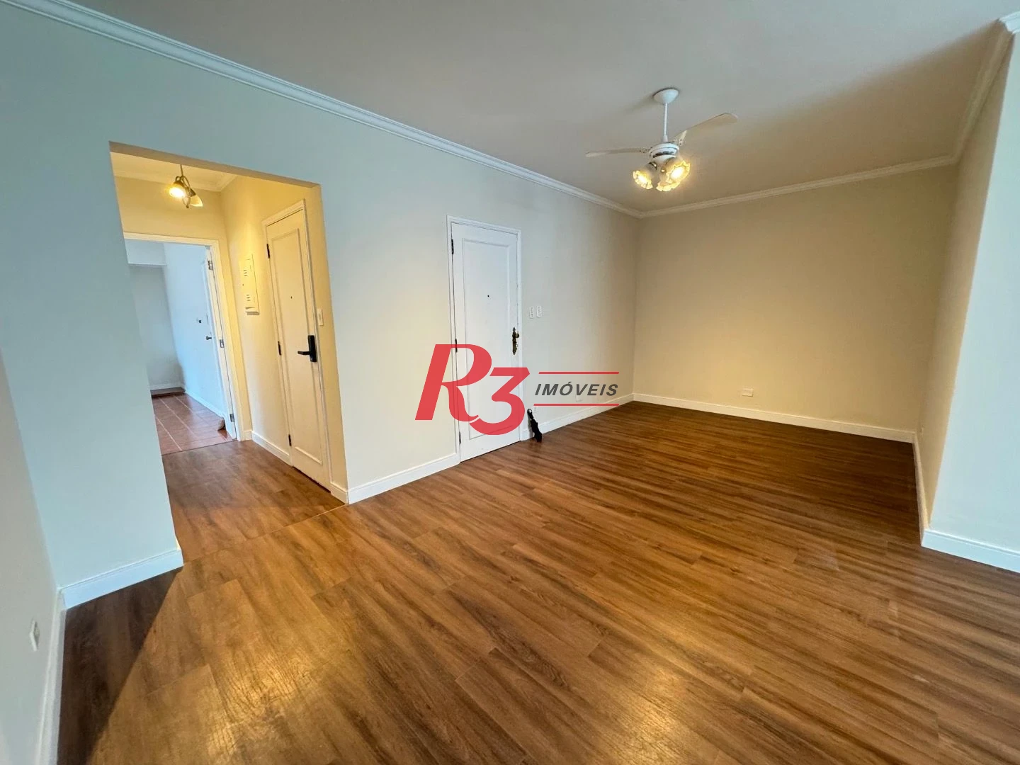 Apartamento com 2 dormitórios à venda, 124 m² por R$ 690.000,00 - Aparecida - Santos/SP