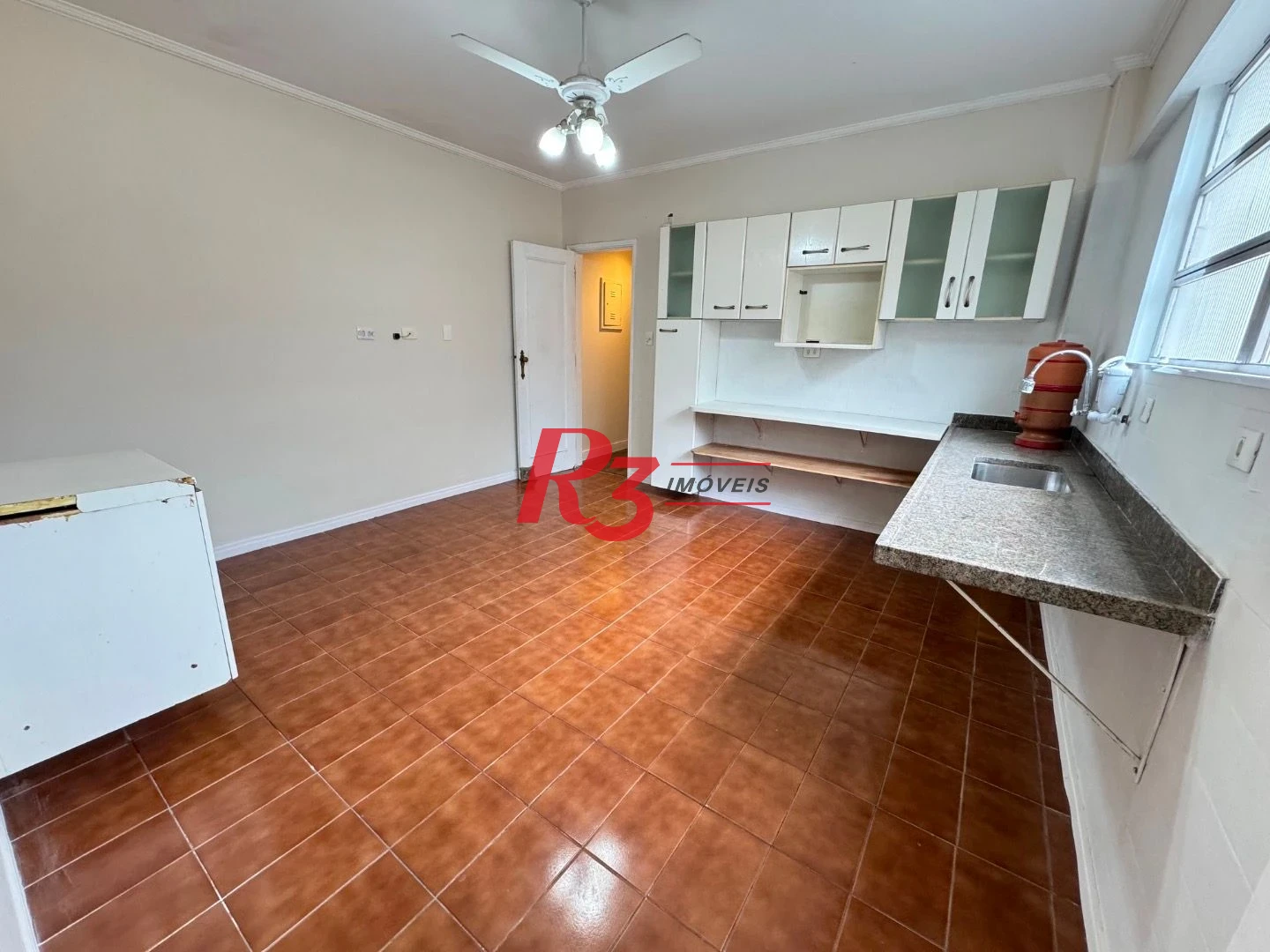 Apartamento com 2 dormitórios à venda, 124 m² por R$ 690.000,00 - Aparecida - Santos/SP