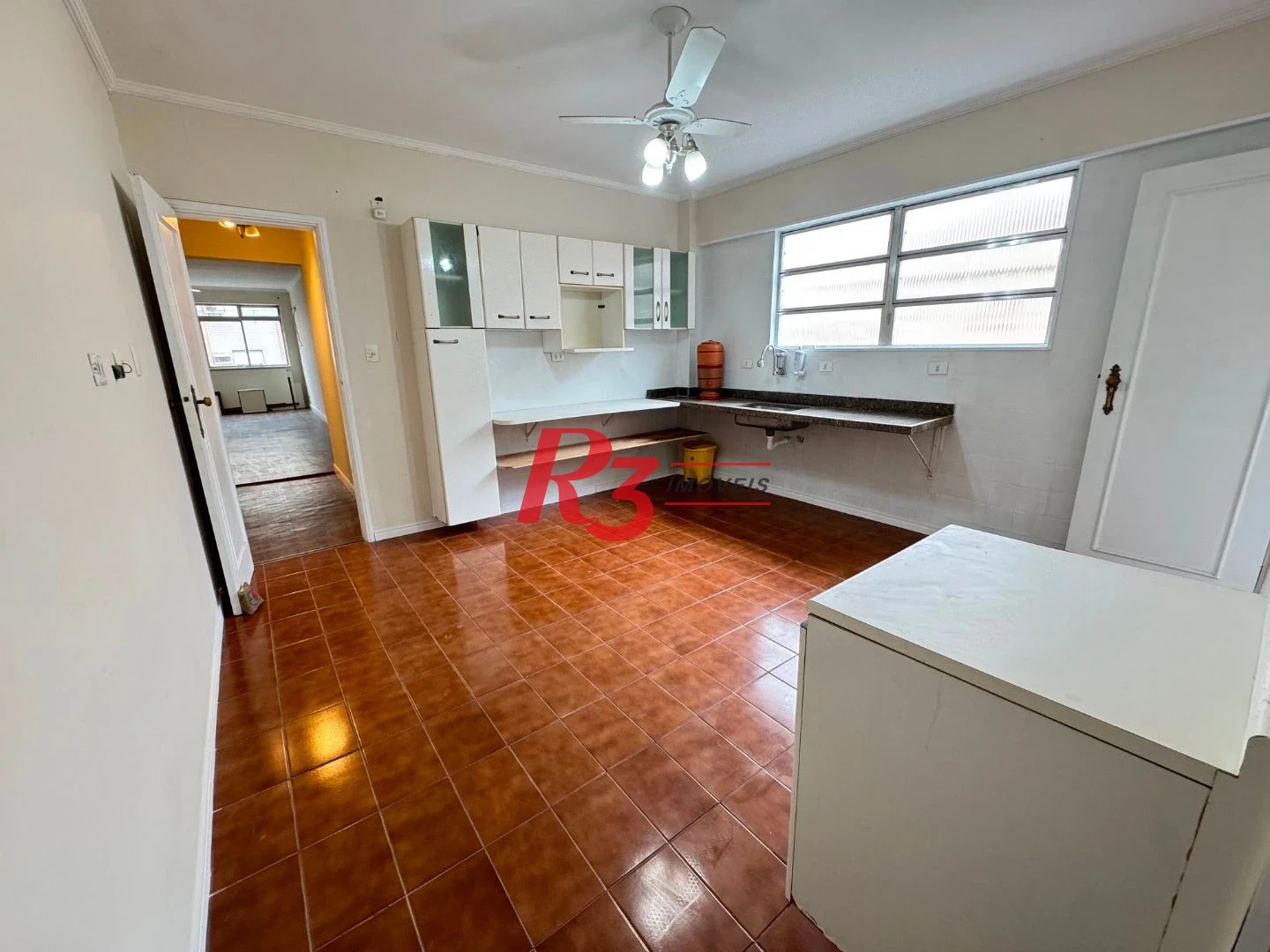 Apartamento com 2 dormitórios à venda, 124 m² por R$ 690.000,00 - Aparecida - Santos/SP