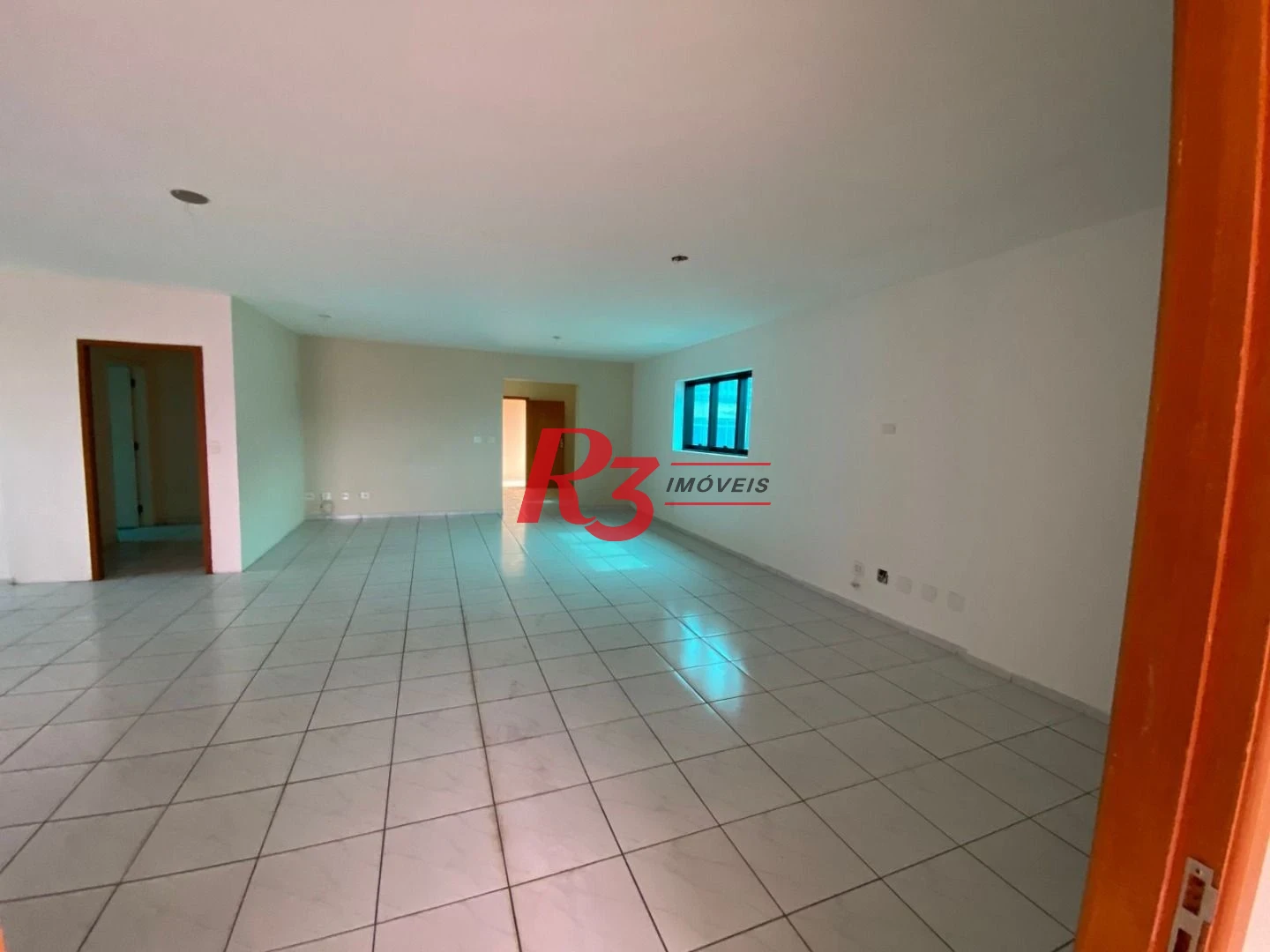 Sala para alugar, 90 m² por R$ 5.000,02/mês - Gonzaga - Santos/SP