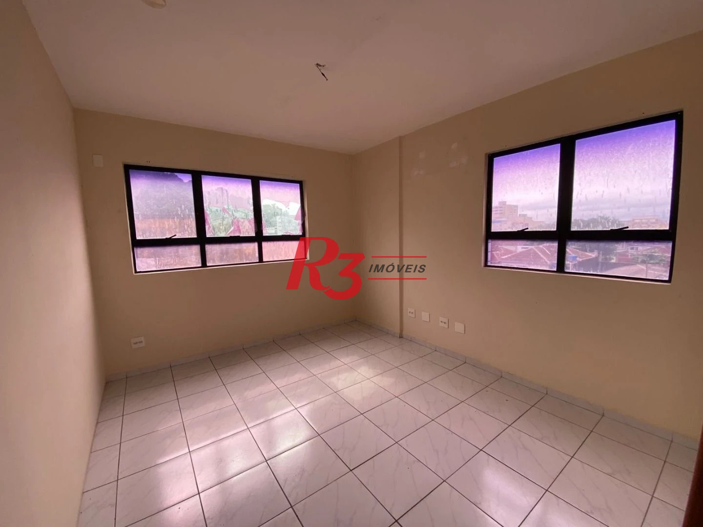 Sala para alugar, 90 m² por R$ 5.000,02/mês - Gonzaga - Santos/SP