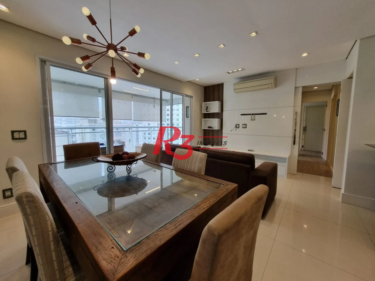 Excelente apartamento para locação mobiliado e decorado, 2 vagas,  em Santos, na quadra da praia, com 3 quartos, sacada gourmet e lazer completo!!