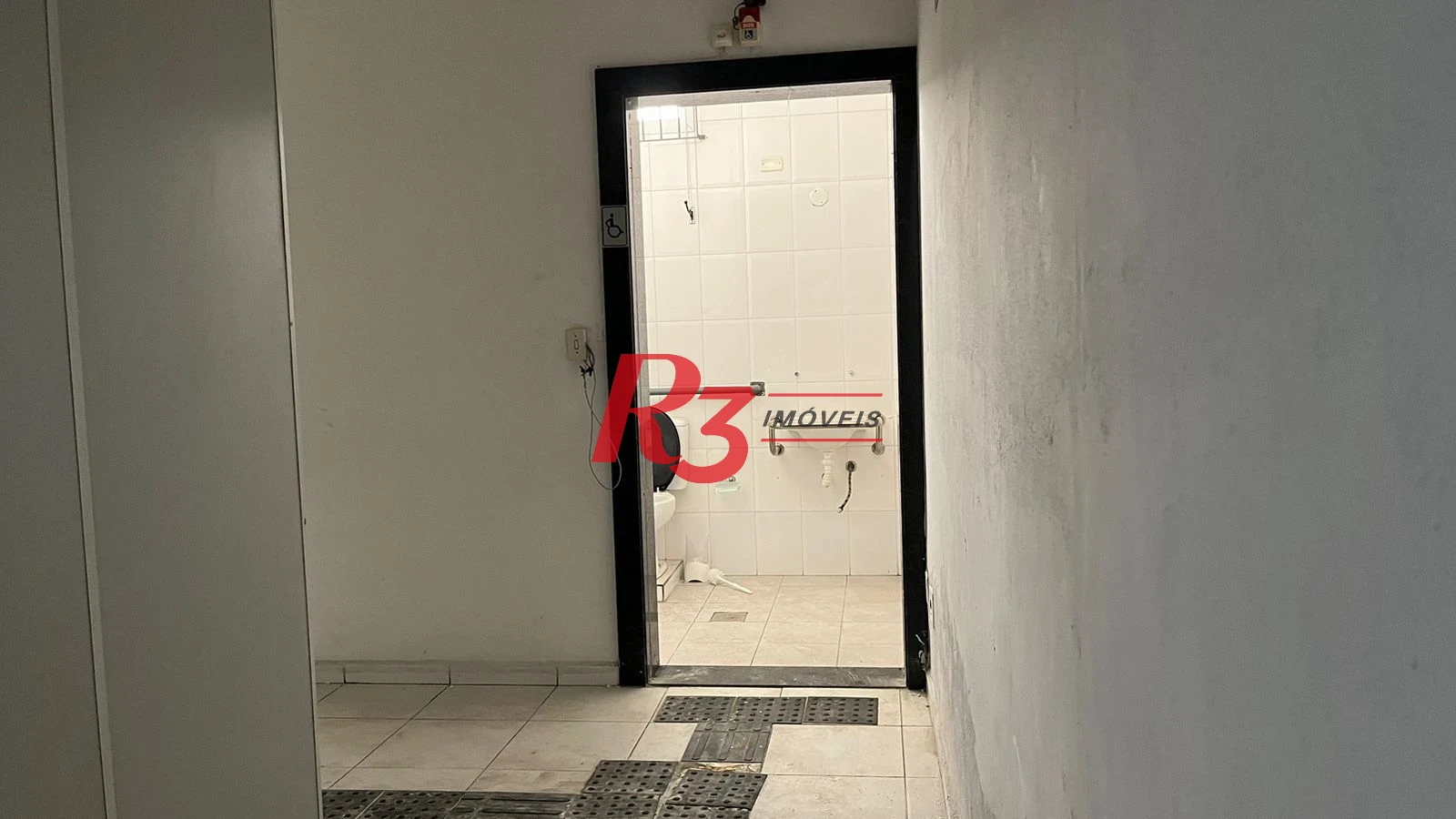 Loja para alugar, 700 m² por R$ 20.000,02/mês - Encruzilhada - Santos/SP