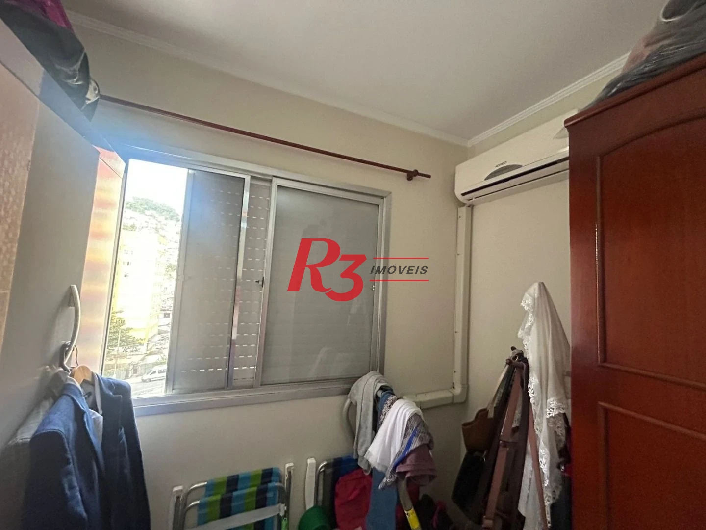 APARTAMENTO MOBILIADO EM SANTOS