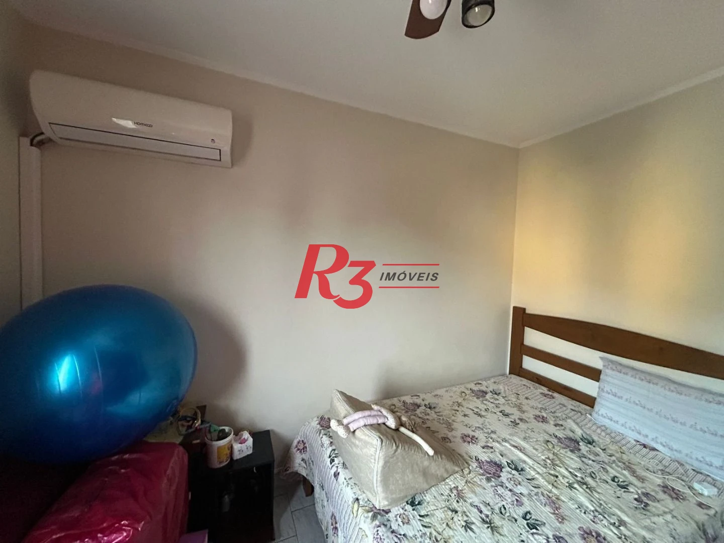 APARTAMENTO MOBILIADO EM SANTOS