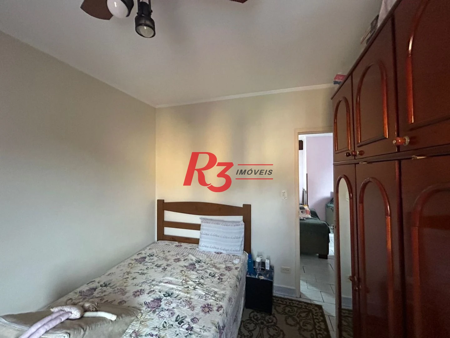 APARTAMENTO MOBILIADO EM SANTOS