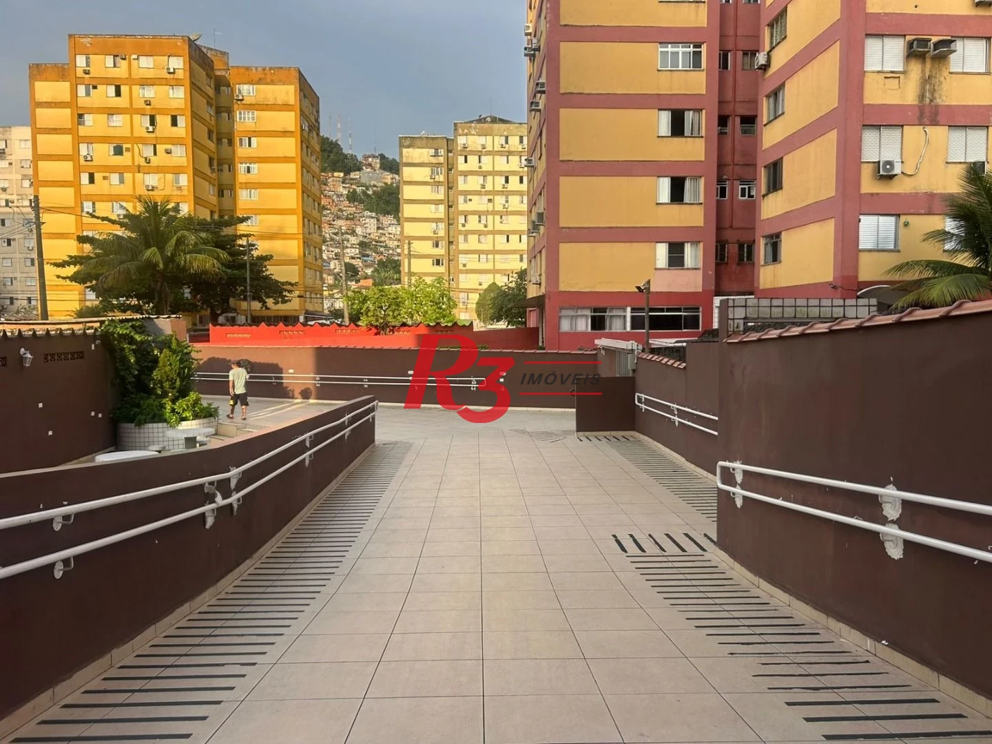 APARTAMENTO MOBILIADO EM SANTOS