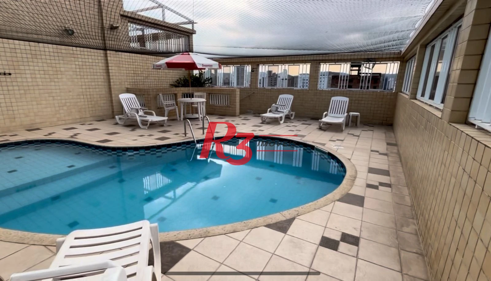 Apartamento com 2 dormitórios à venda, 90 m² por R$ 750.000,00 - Embaré - Santos/SP
