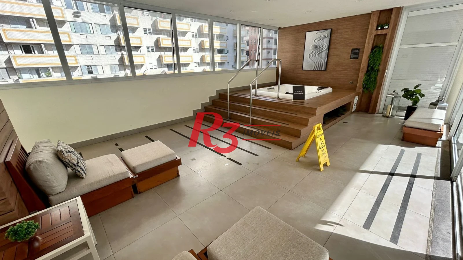 Apartamento com 2 dormitórios à venda, 63 m² por R$ 1.500.000,00 - Pompéia - Santos/SP