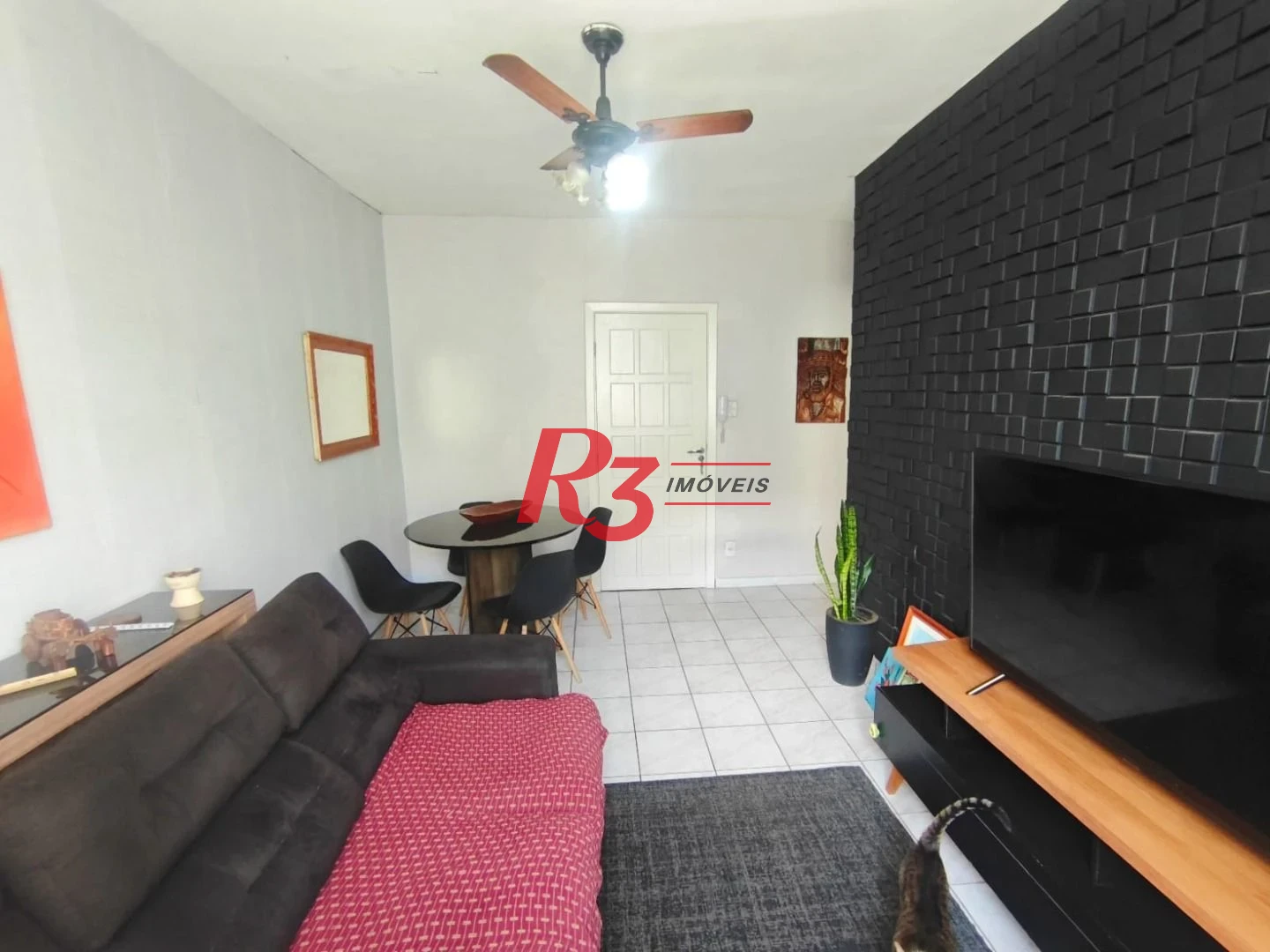 Apartamento com 2 dormitórios à venda, 70 m² por R$ 310.000,00 - Vila Matias - Santos/SP