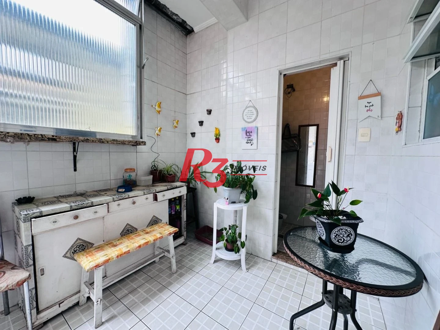 Casa com 3 dormitórios à venda, 118 m² por R$ 720.000,00 - Marapé - Santos/SP