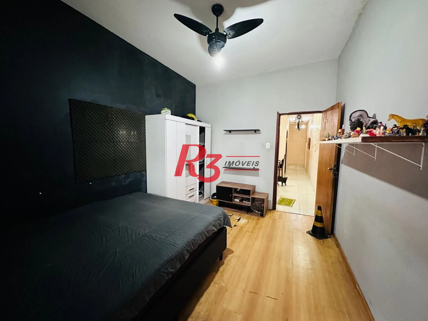 Casa com 3 dormitórios à venda, 118 m² por R$ 720.000,00 - Marapé - Santos/SP