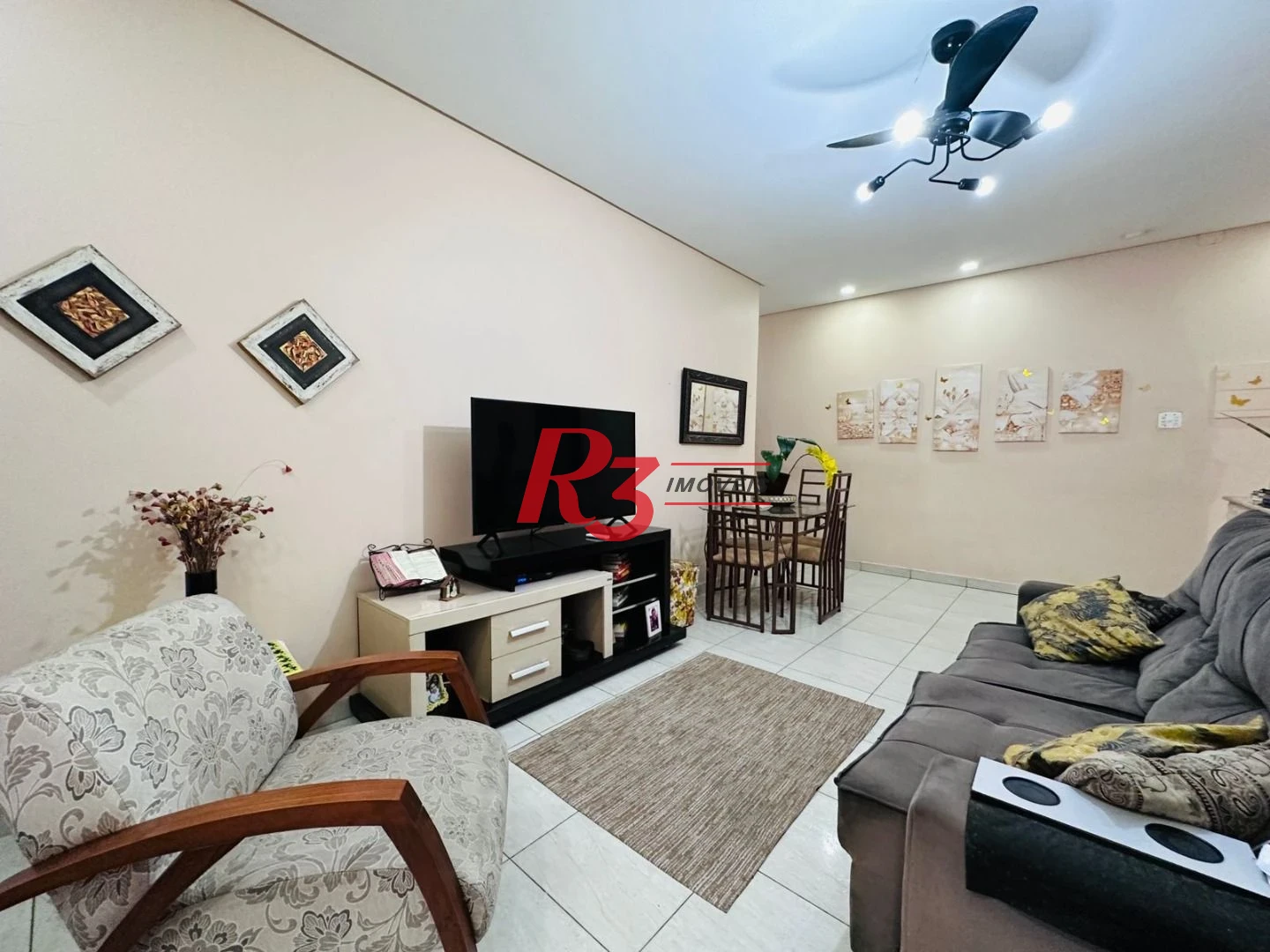 Casa com 3 dormitórios à venda, 118 m² por R$ 720.000,00 - Marapé - Santos/SP