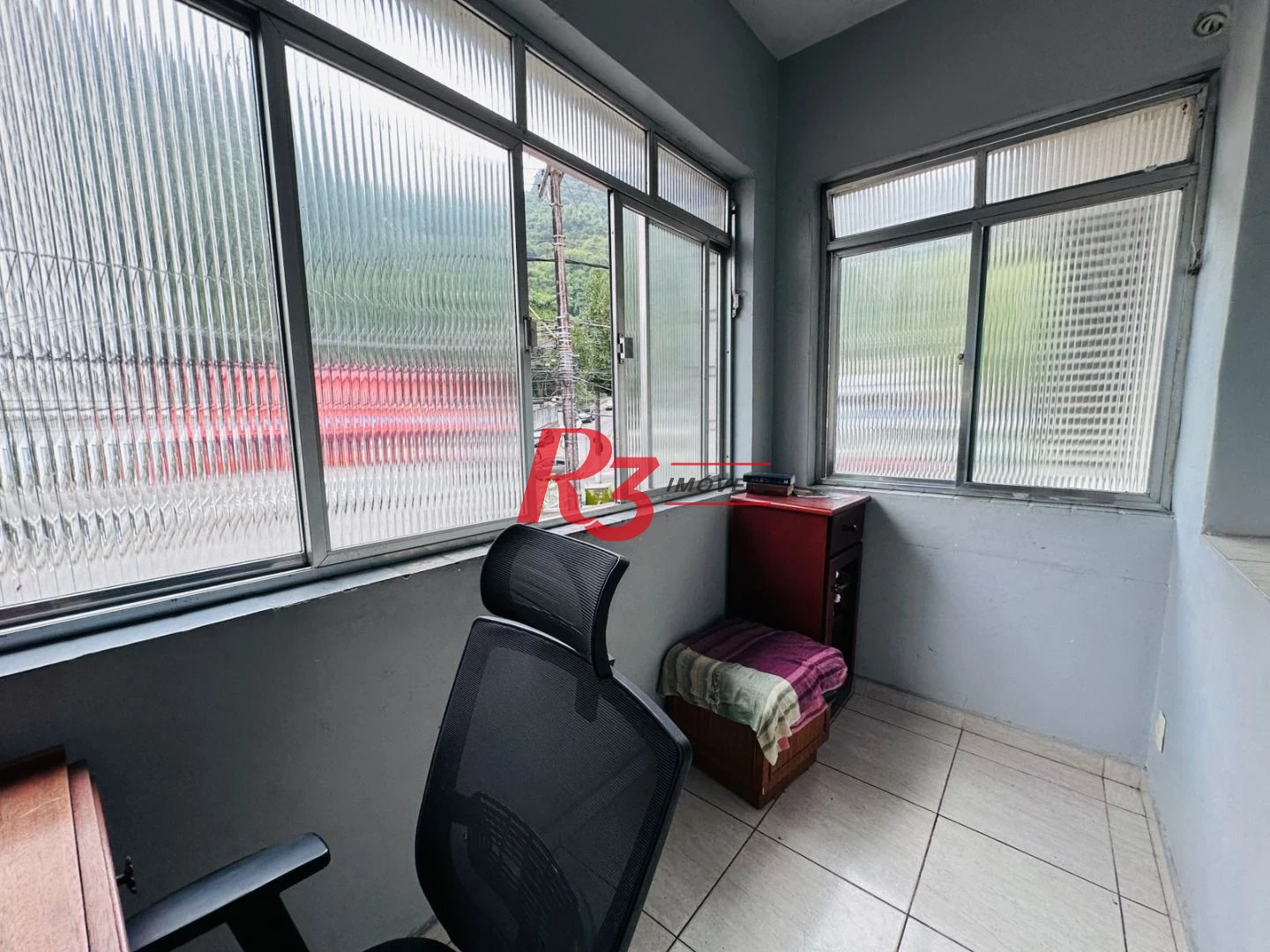 Casa com 3 dormitórios à venda, 118 m² por R$ 720.000,00 - Marapé - Santos/SP