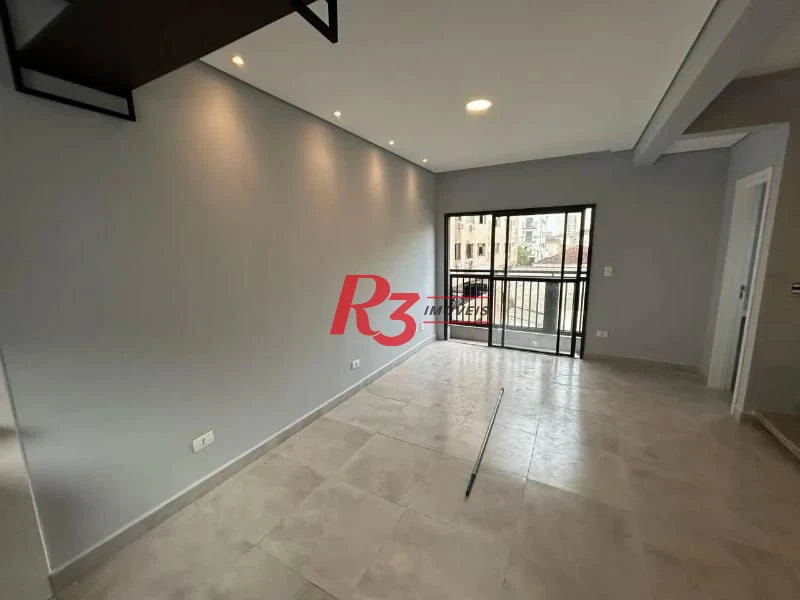 Village com 2 dormitórios para alugar, 116 m² por R$ 5.000,02/mês - Marapé - Santos/SP