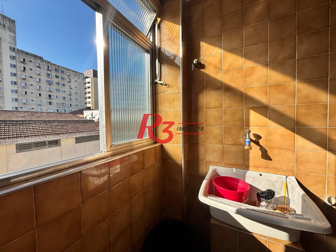 Apartamento à venda, 45 m² por R$ 300.000,00 - Encruzilhada - Santos/SP