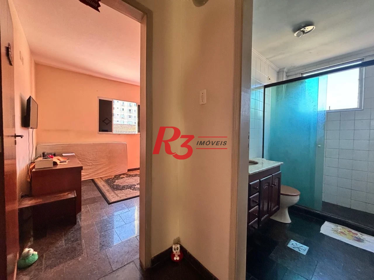 Apartamento à venda, 45 m² por R$ 300.000,00 - Encruzilhada - Santos/SP