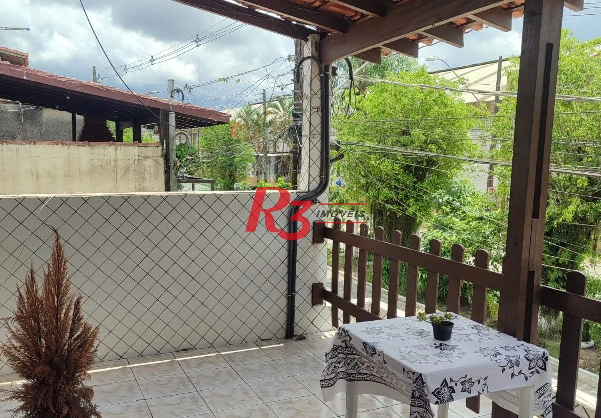 Sobrado com 3 dormitórios à venda, 250 m² por R$ 380.000,00 - Cidade Naútica - São Vicente/SP