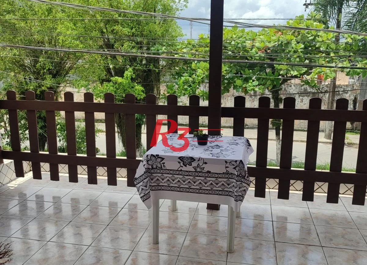 Sobrado com 3 dormitórios à venda, 250 m² por R$ 380.000,00 - Cidade Naútica - São Vicente/SP
