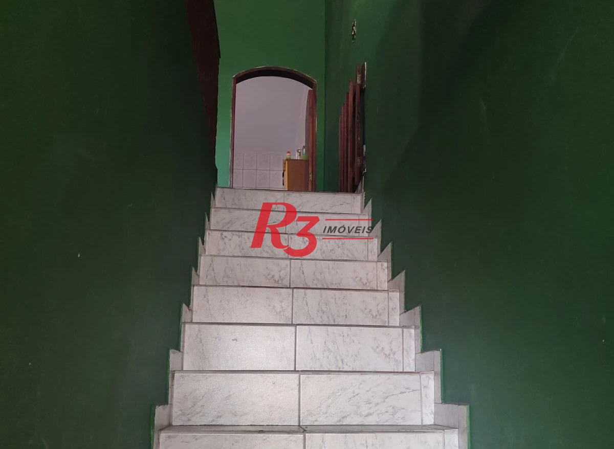 Sobrado com 3 dormitórios à venda, 250 m² por R$ 380.000,00 - Cidade Naútica - São Vicente/SP