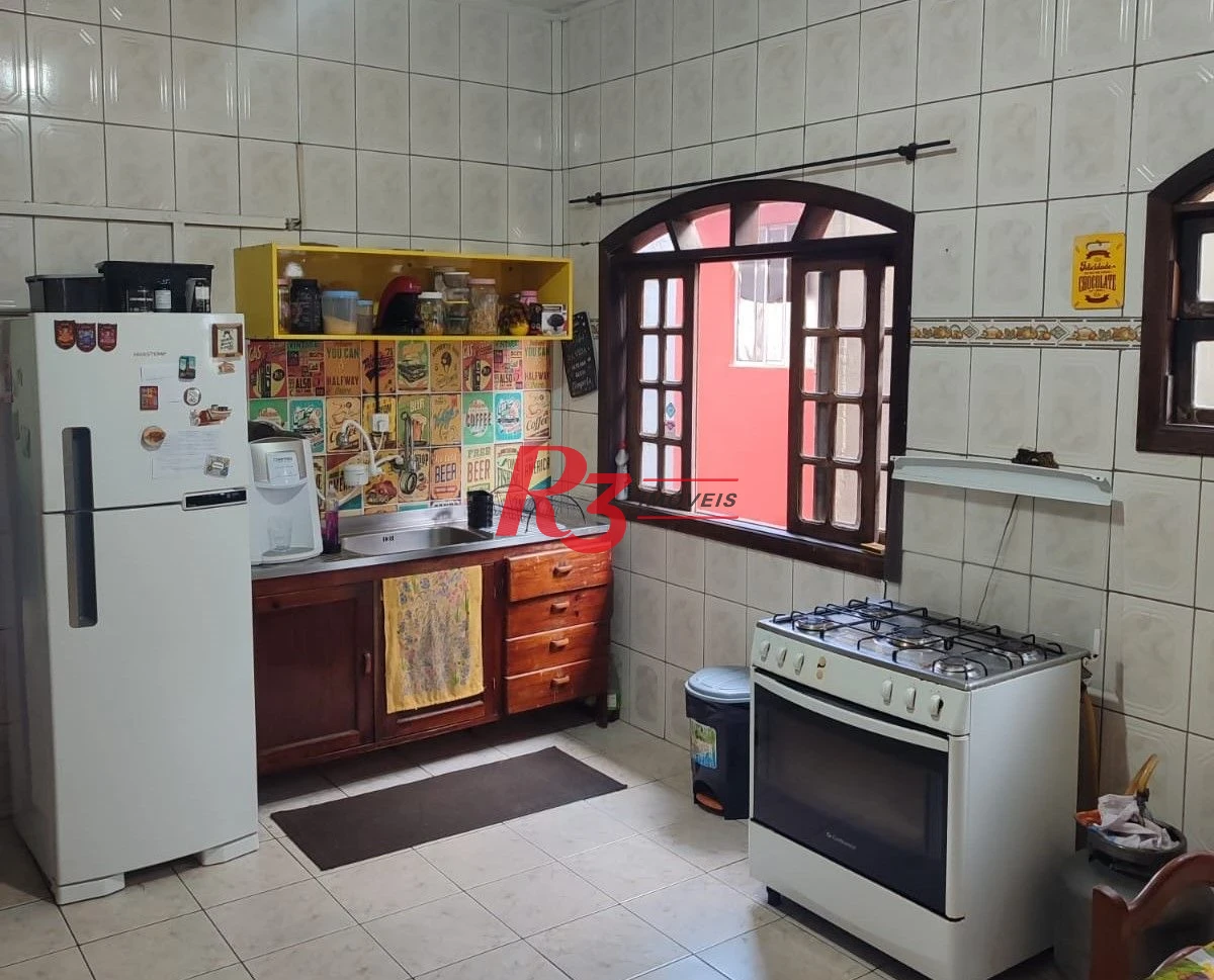 Sobrado com 3 dormitórios à venda, 250 m² por R$ 380.000,00 - Cidade Naútica - São Vicente/SP