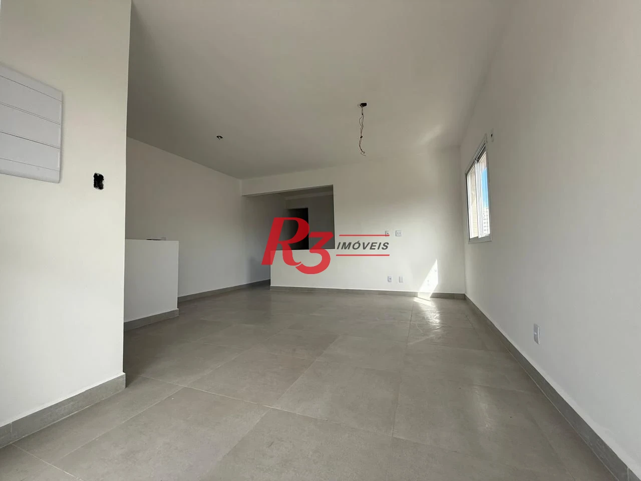Casa com 3 dormitórios à venda, 135 m² por R$ 600.000,00 - Estuário - Santos/SP