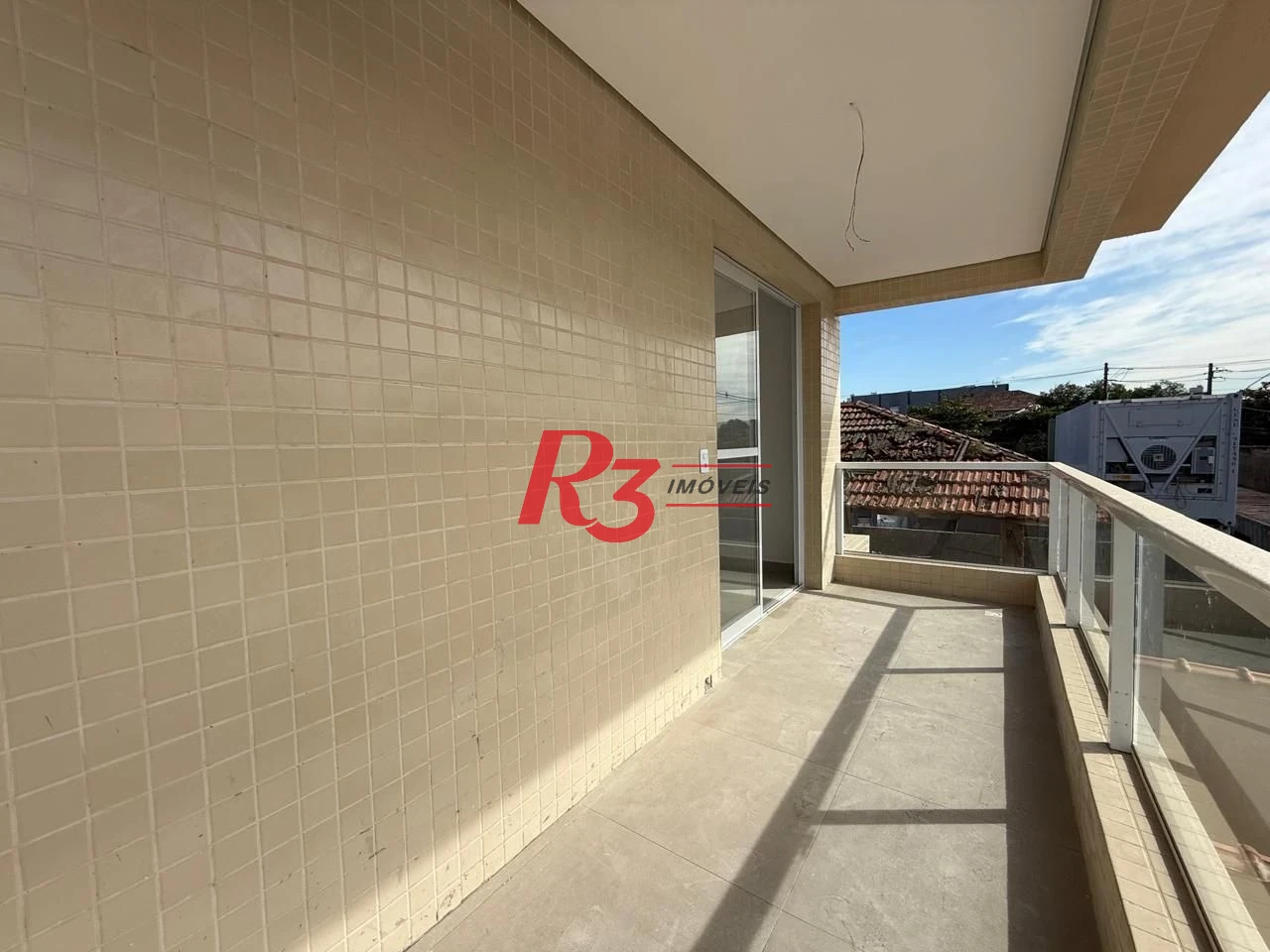 Casa com 3 dormitórios à venda, 135 m² por R$ 600.000,00 - Estuário - Santos/SP