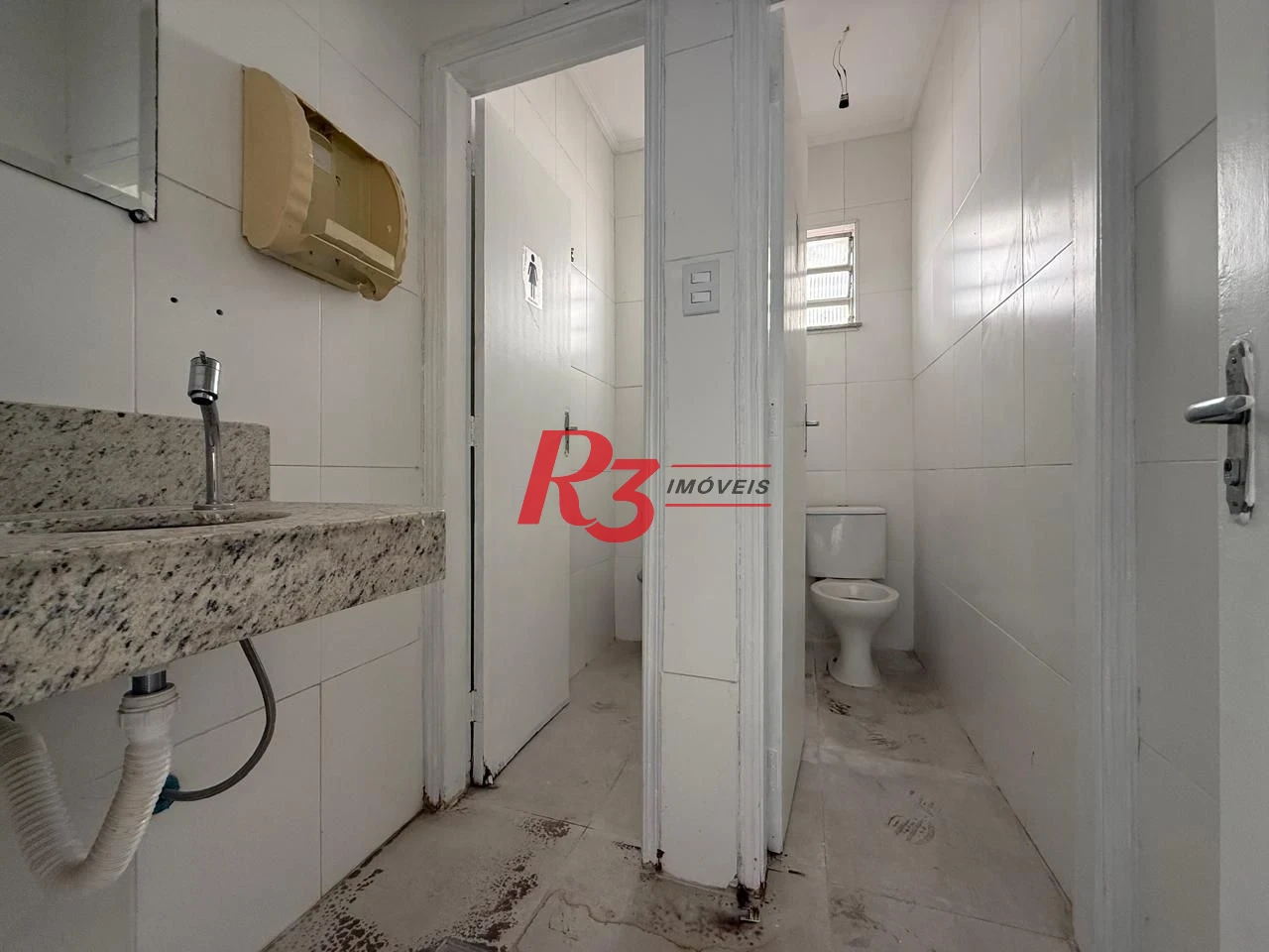 Sala para alugar, 116 m² por R$ 3.128,95/mês - Vila Matias - Santos/SP