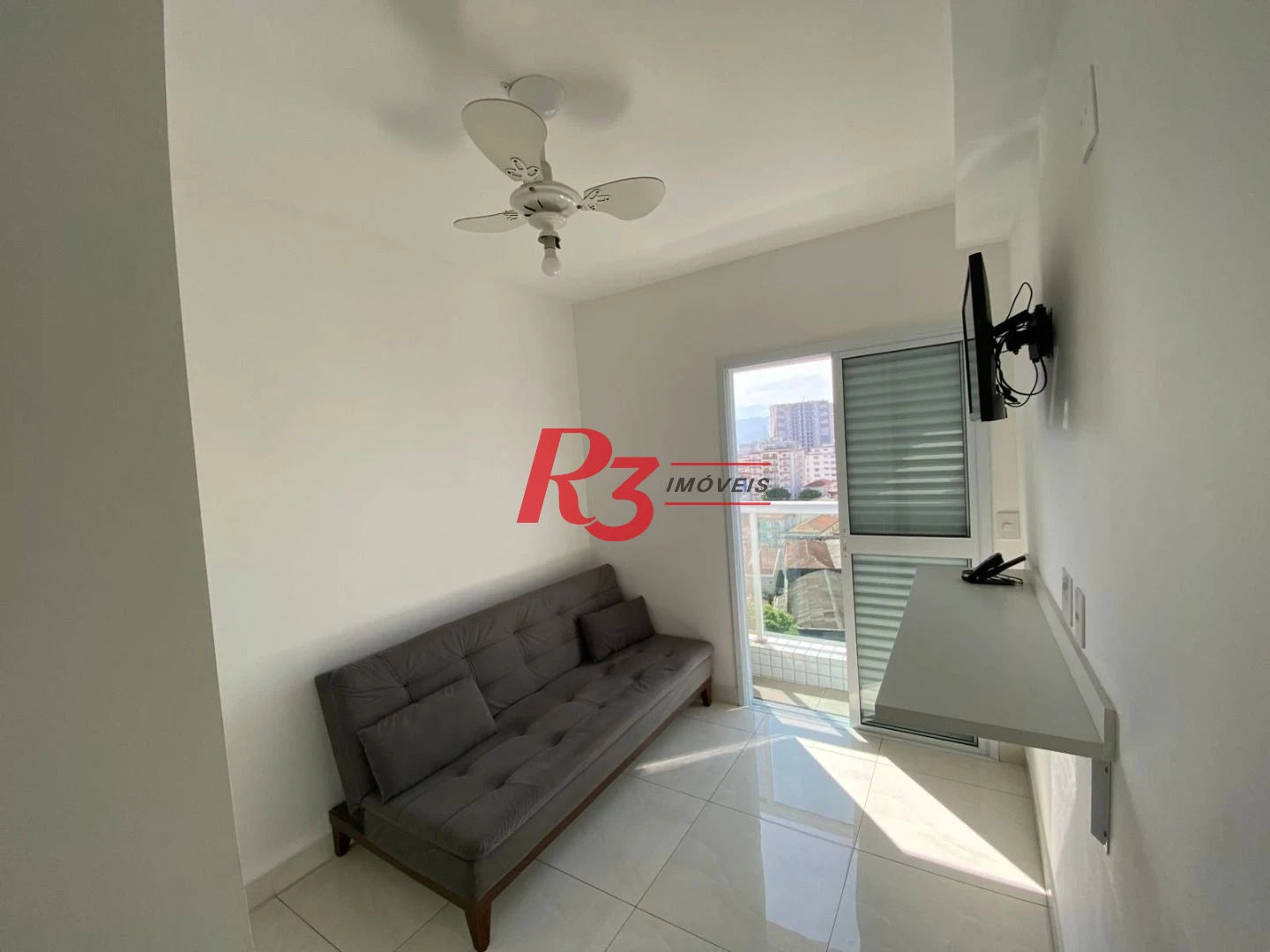 Apartamento com 2 dormitórios à venda, 72 m² por R$ 795.000,00 - Embaré - Santos/SP