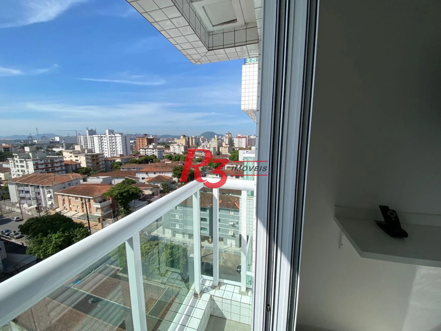 Apartamento com 2 dormitórios à venda, 72 m² por R$ 795.000,00 - Embaré - Santos/SP