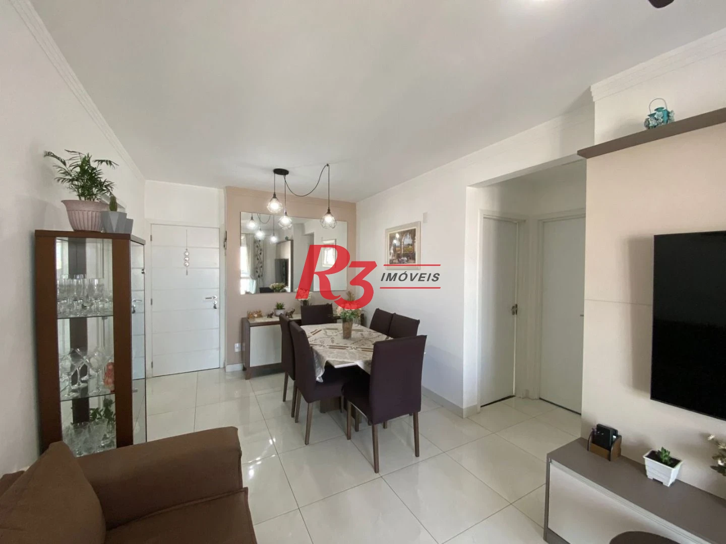 Apartamento com 2 dormitórios à venda, 72 m² por R$ 795.000,00 - Embaré - Santos/SP