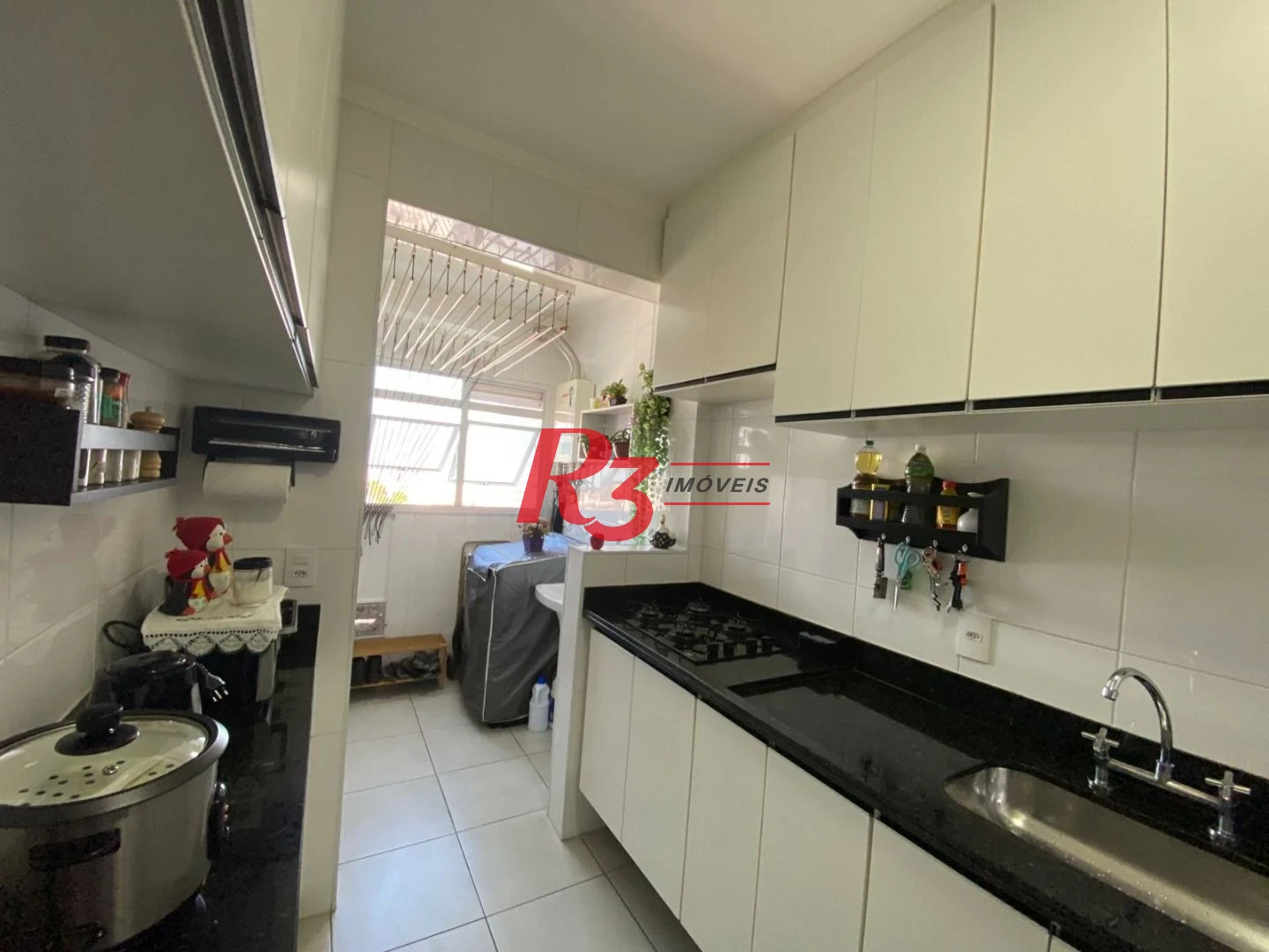 Apartamento com 2 dormitórios à venda, 72 m² por R$ 795.000,00 - Embaré - Santos/SP