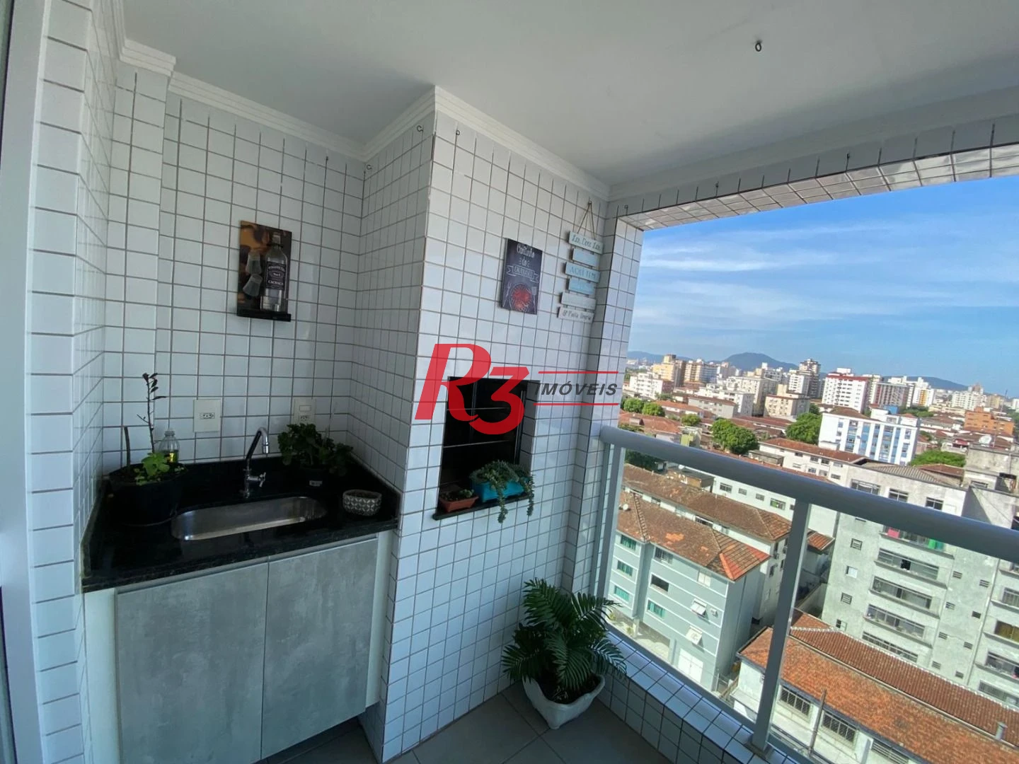 Apartamento com 2 dormitórios à venda, 72 m² por R$ 795.000,00 - Embaré - Santos/SP