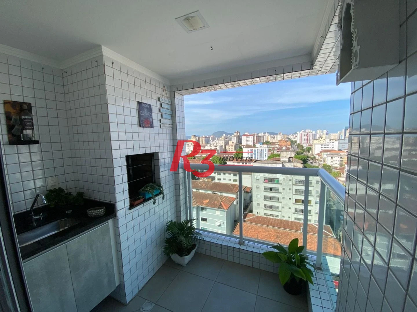 Apartamento com 2 dormitórios à venda, 72 m² por R$ 795.000,00 - Embaré - Santos/SP