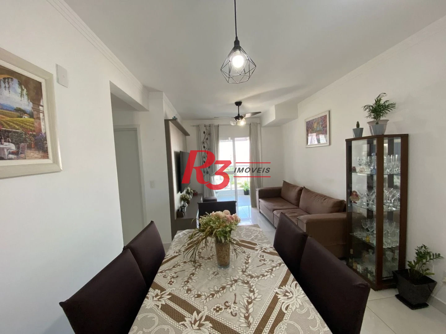 Apartamento com 2 dormitórios à venda, 72 m² por R$ 795.000,00 - Embaré - Santos/SP