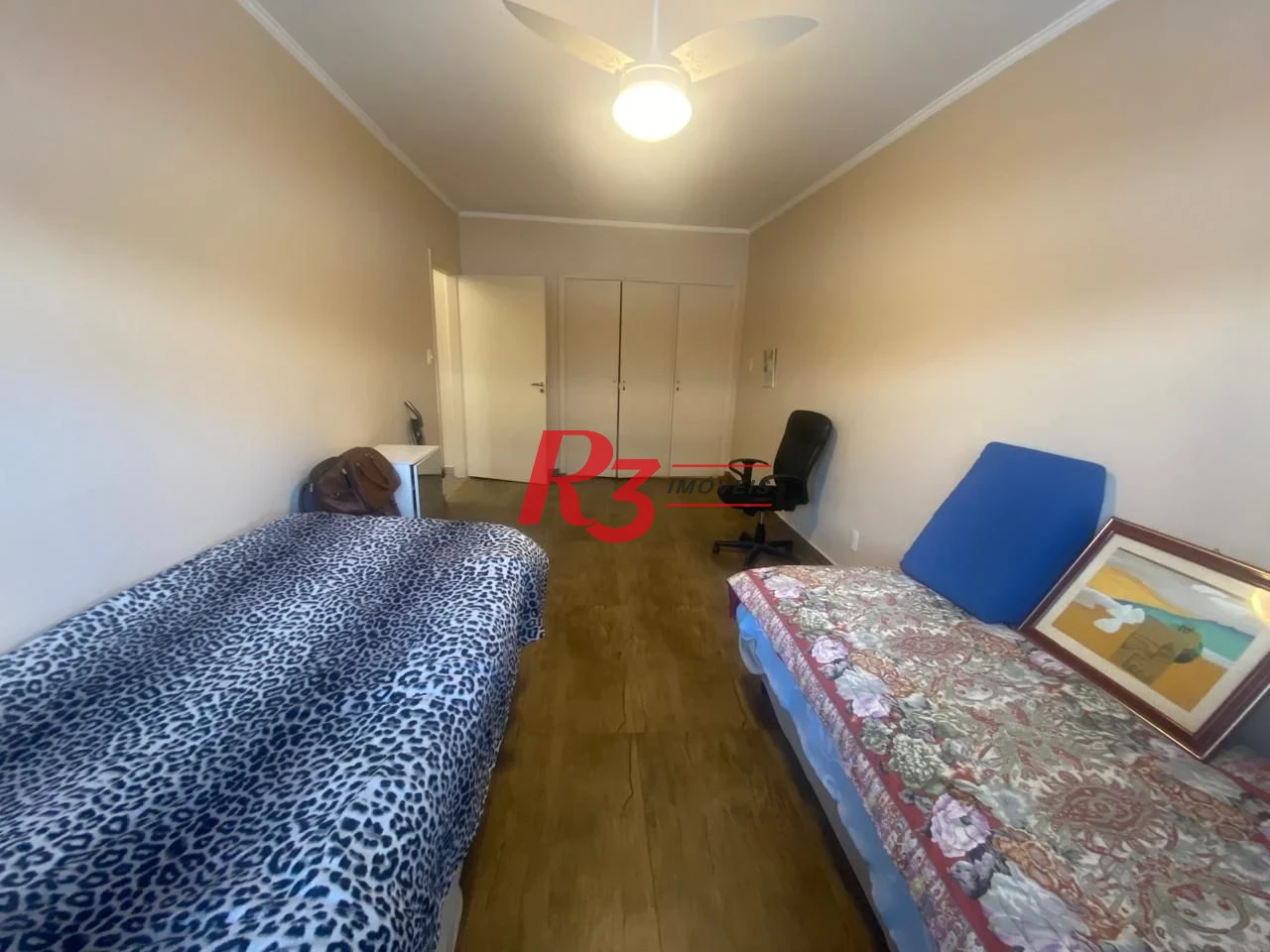 Apartamento com 2 dormitórios à venda, 98 m² por R$ 580.000,00 - Gonzaga - Santos/SP
