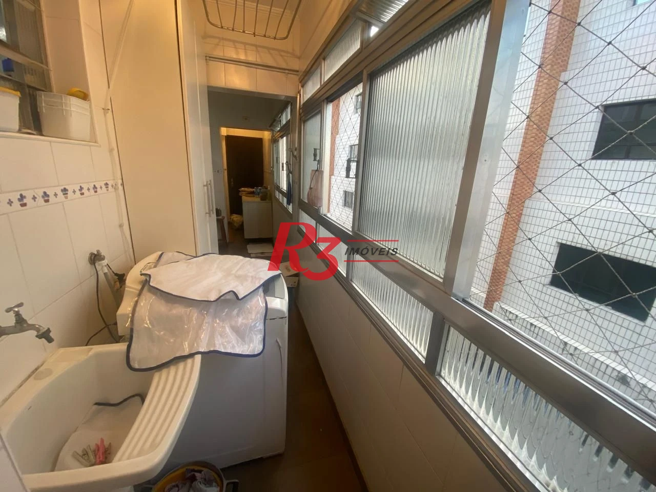 Apartamento com 2 dormitórios à venda, 98 m² por R$ 580.000,00 - Gonzaga - Santos/SP
