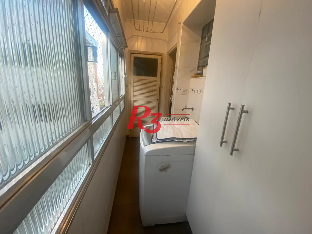 Apartamento com 2 dormitórios à venda, 98 m² por R$ 580.000,00 - Gonzaga - Santos/SP