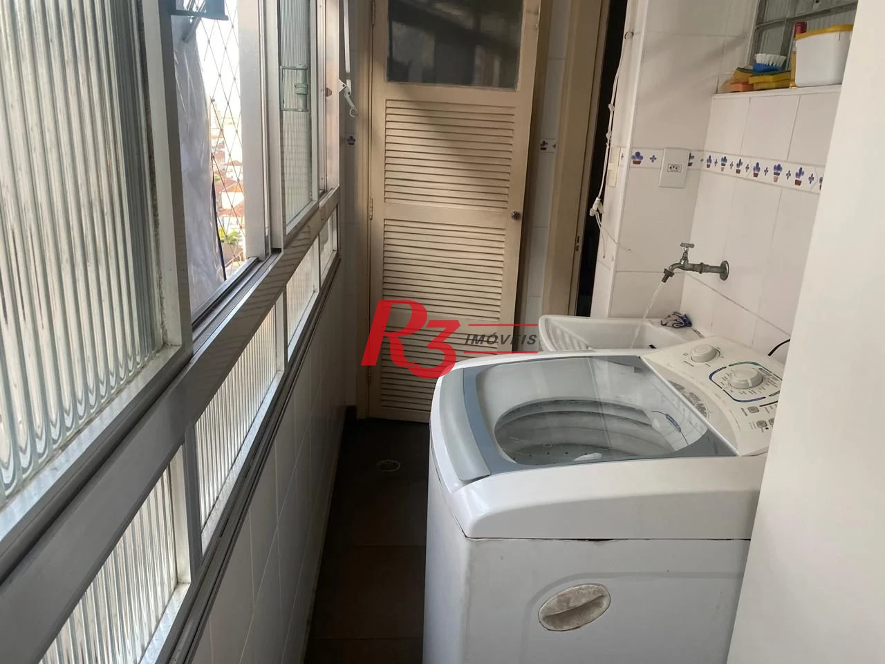 Apartamento com 2 dormitórios à venda, 98 m² por R$ 580.000,00 - Gonzaga - Santos/SP