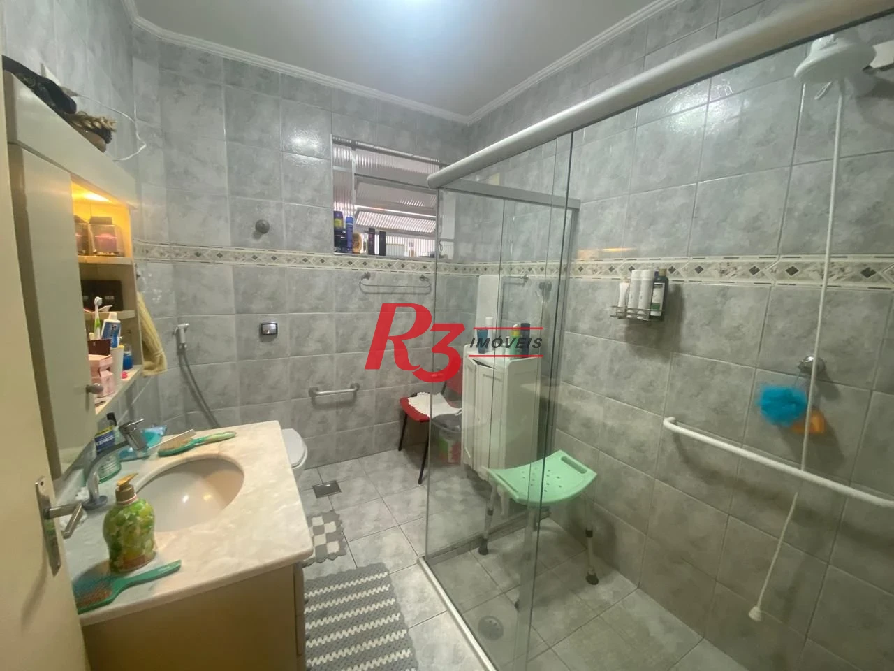 Apartamento com 2 dormitórios à venda, 98 m² por R$ 580.000,00 - Gonzaga - Santos/SP