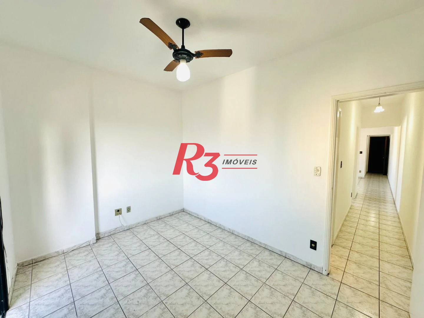 Apartamento com 2 dormitórios à venda, 62 m² por R$ 550.000,00 - Estuário - Santos/SP