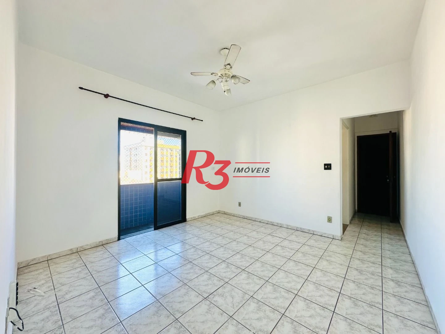 Apartamento com 2 dormitórios à venda, 62 m² por R$ 550.000,00 - Estuário - Santos/SP