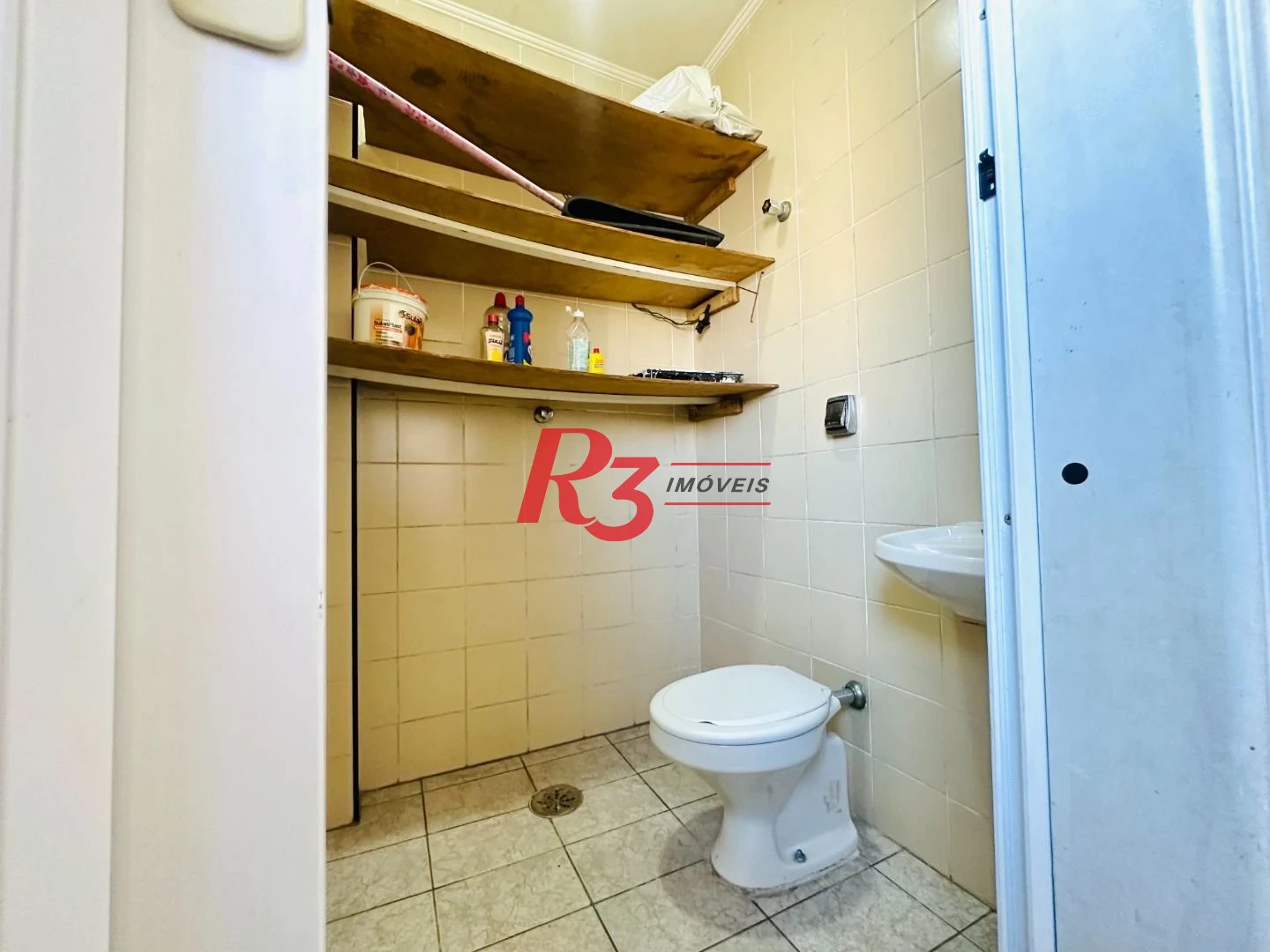 Apartamento com 2 dormitórios à venda, 62 m² por R$ 550.000,00 - Estuário - Santos/SP