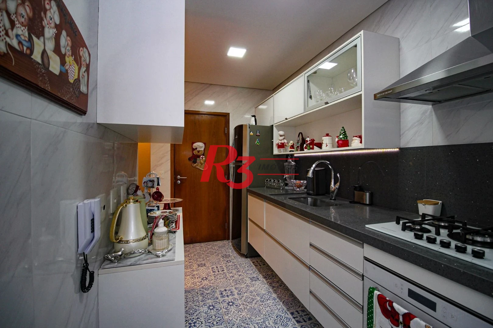 Apartamento com 2 dormitórios à venda, 84 m² por R$ 1.700.000,00 - Pompéia - Santos/SP